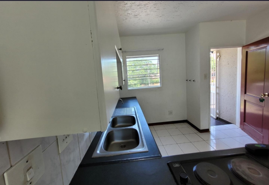 2 Bedroom Property for Sale in Malvern East Gauteng