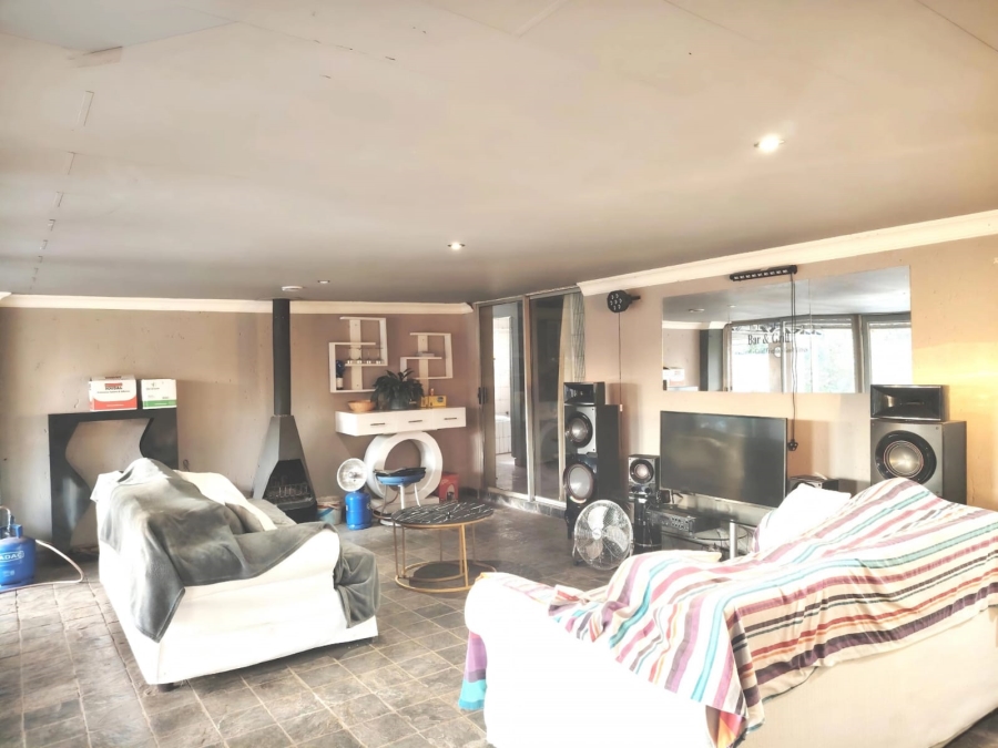 4 Bedroom Property for Sale in Casseldale Gauteng