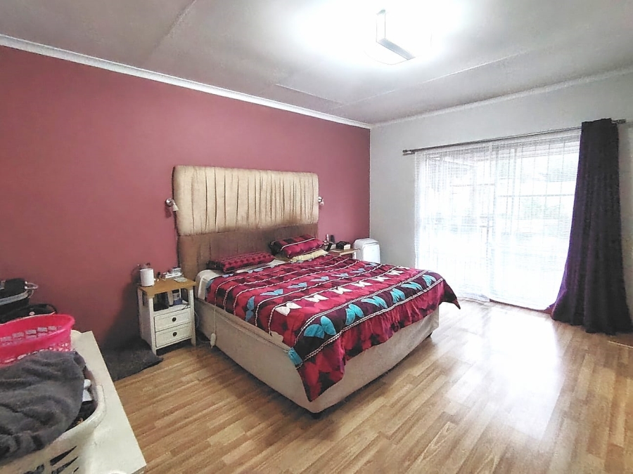 4 Bedroom Property for Sale in Casseldale Gauteng