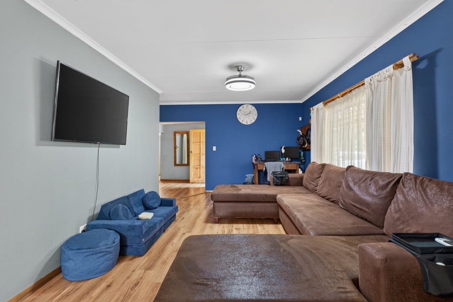 3 Bedroom Property for Sale in Waverley Gauteng