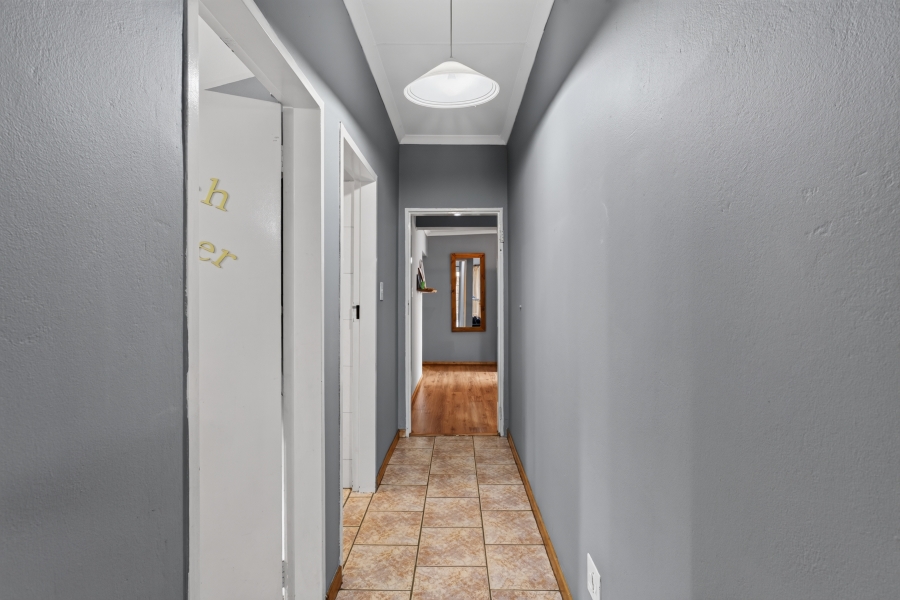 3 Bedroom Property for Sale in Waverley Gauteng