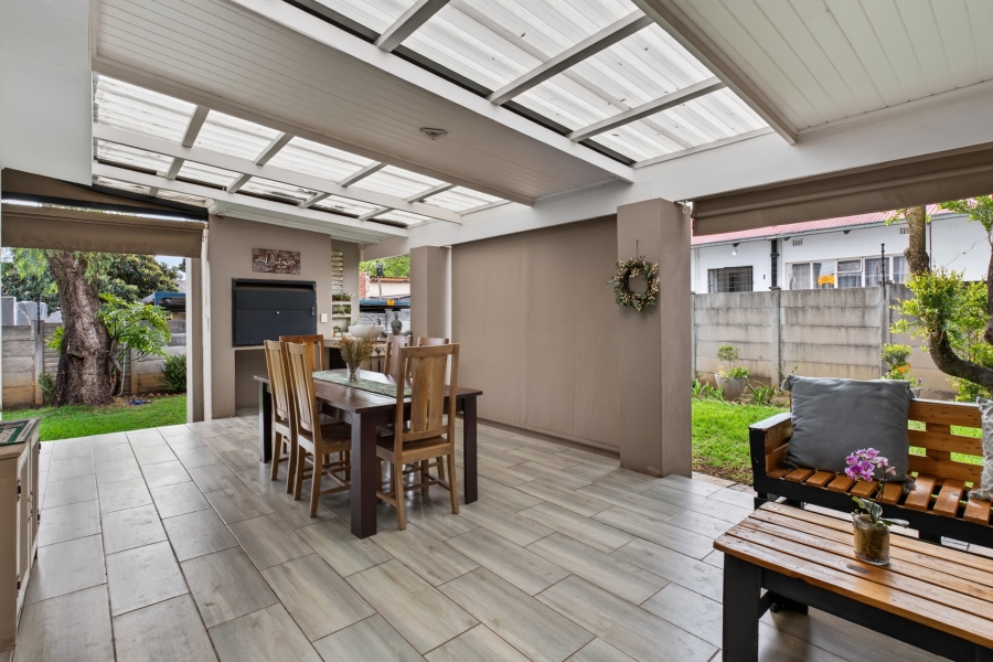 2 Bedroom Property for Sale in Villieria Gauteng