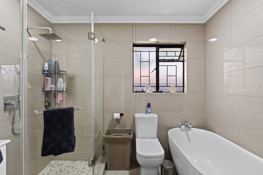 2 Bedroom Property for Sale in Villieria Gauteng