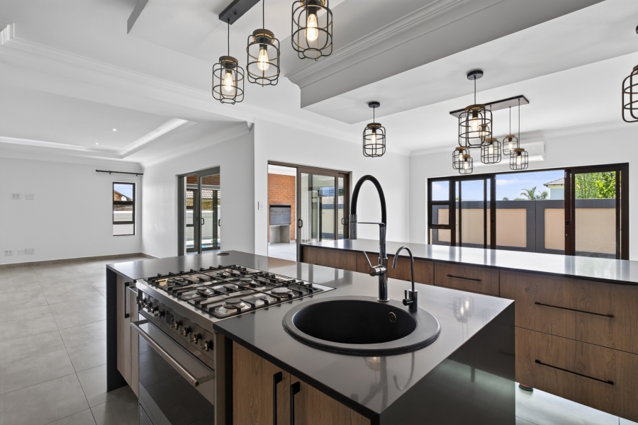 4 Bedroom Property for Sale in Zambezi Country Estate Gauteng