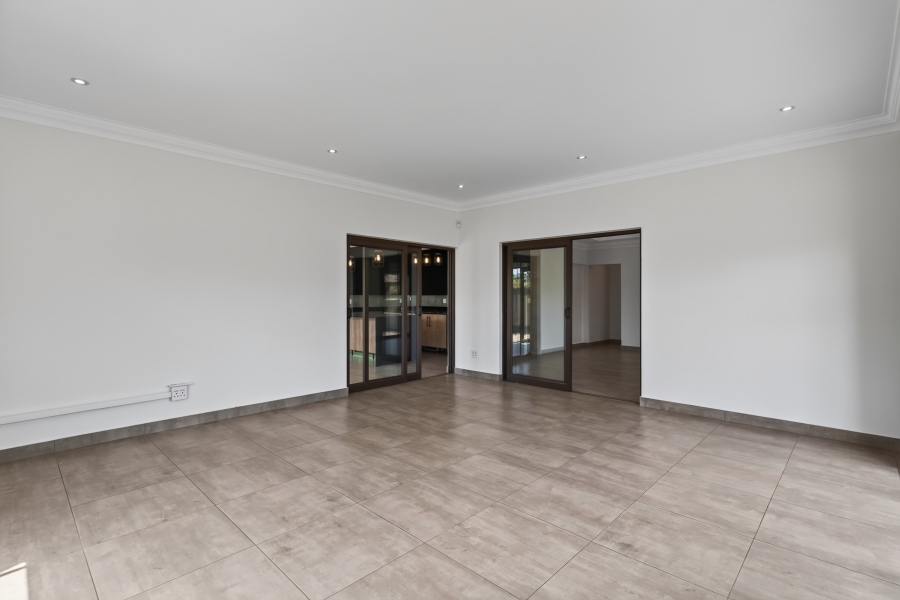 4 Bedroom Property for Sale in Zambezi Country Estate Gauteng