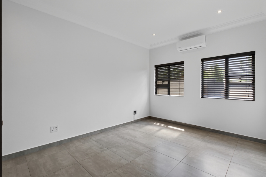 4 Bedroom Property for Sale in Zambezi Country Estate Gauteng