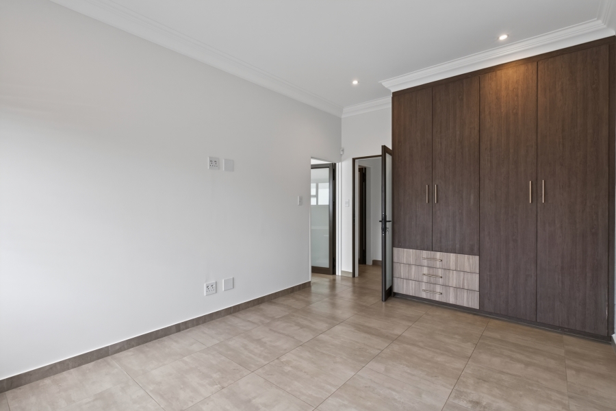 4 Bedroom Property for Sale in Zambezi Country Estate Gauteng