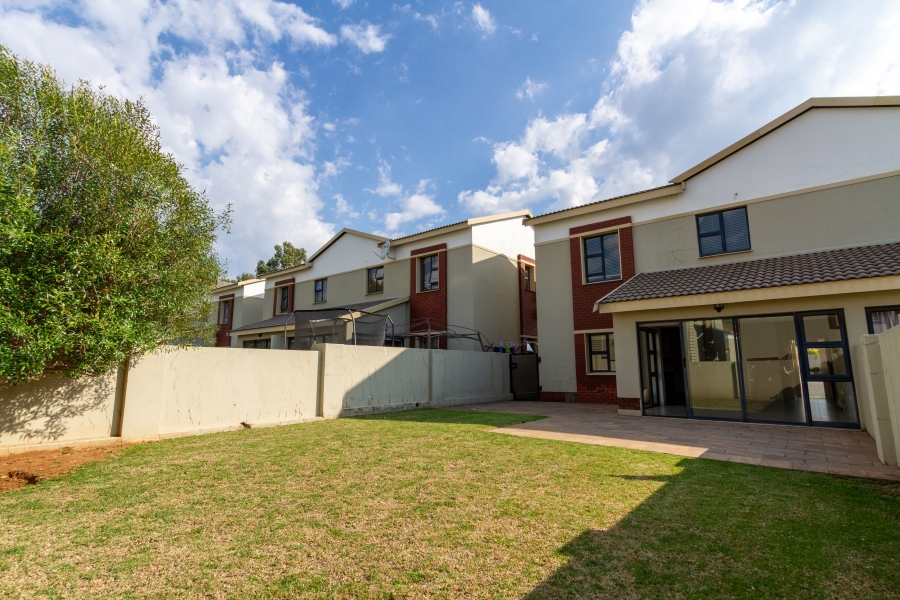 3 Bedroom Property for Sale in Equestria Gauteng