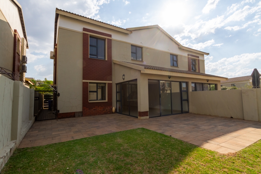 3 Bedroom Property for Sale in Equestria Gauteng