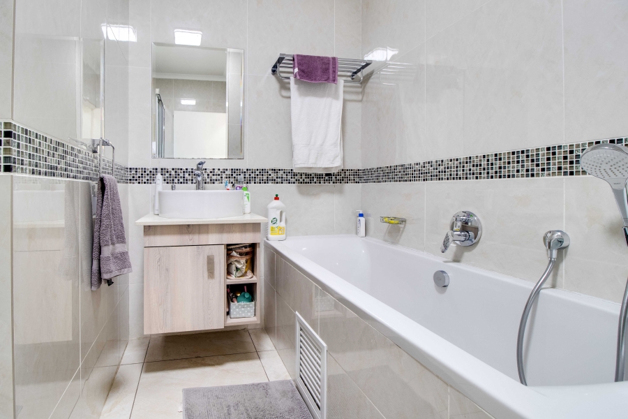 To Let 1 Bedroom Property for Rent in Randpark Ridge Gauteng