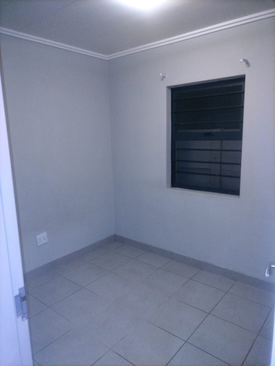 3 Bedroom Property for Sale in Protea Glen Gauteng