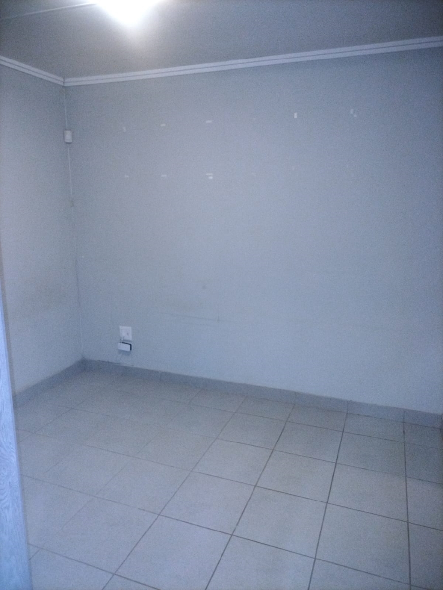 3 Bedroom Property for Sale in Protea Glen Gauteng