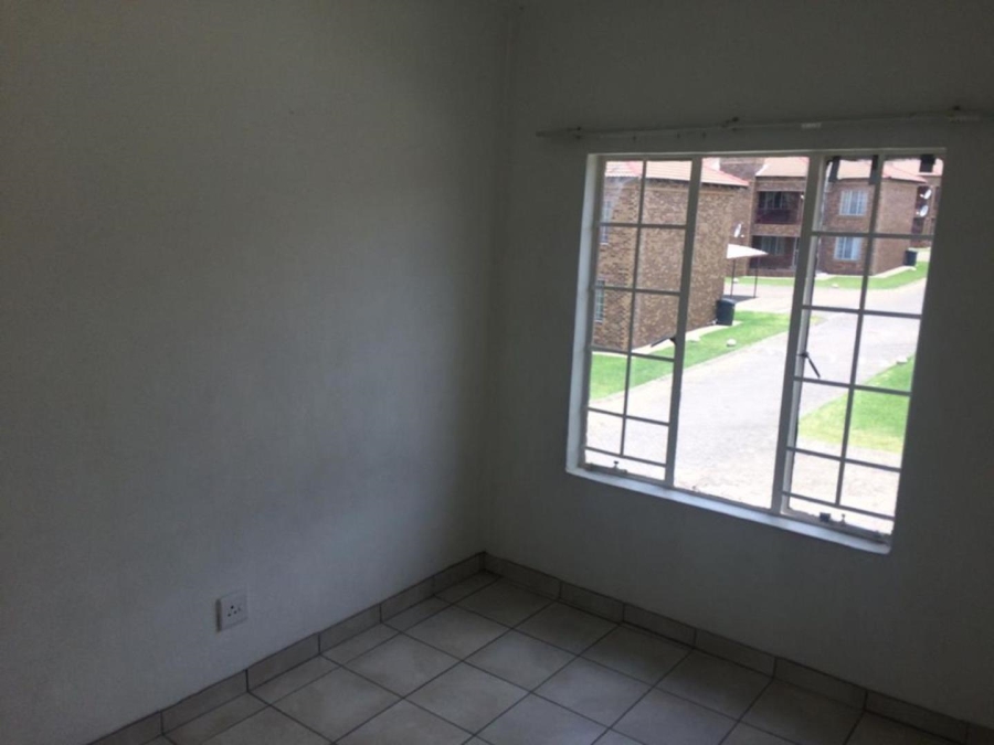 2 Bedroom Property for Sale in Erand Gardens Gauteng