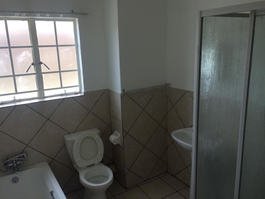 2 Bedroom Property for Sale in Erand Gardens Gauteng