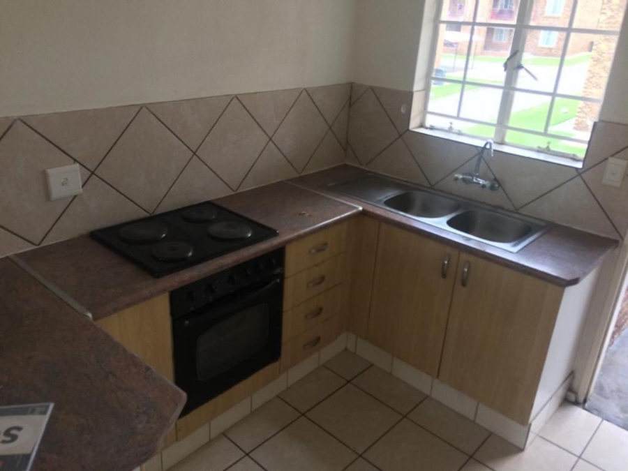 2 Bedroom Property for Sale in Erand Gardens Gauteng