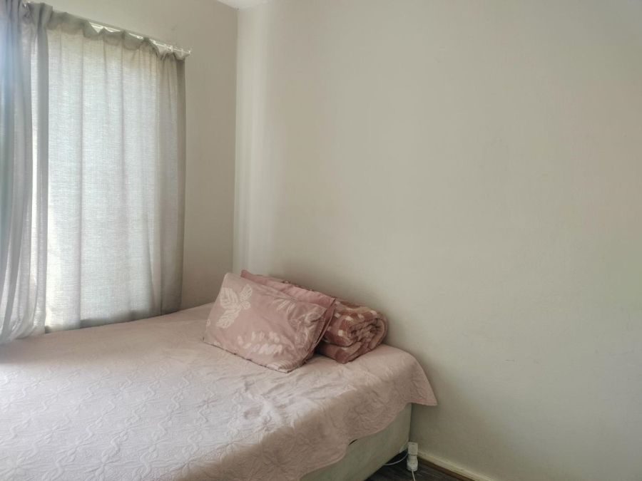 2 Bedroom Property for Sale in Erand Gardens Gauteng