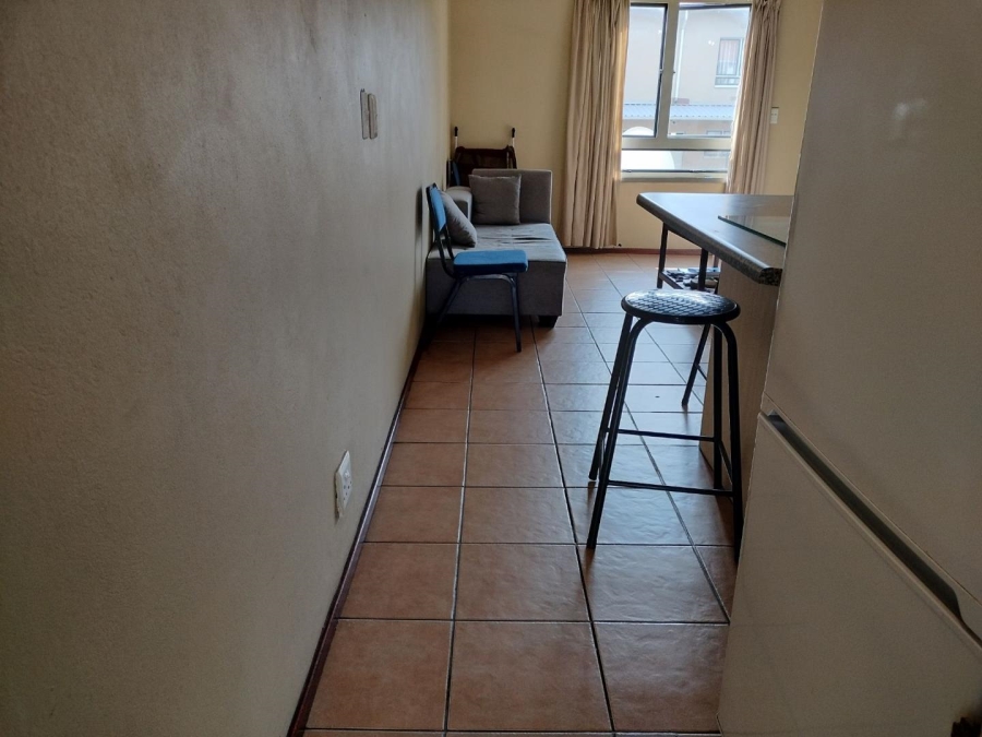 2 Bedroom Property for Sale in Erand Gardens Gauteng