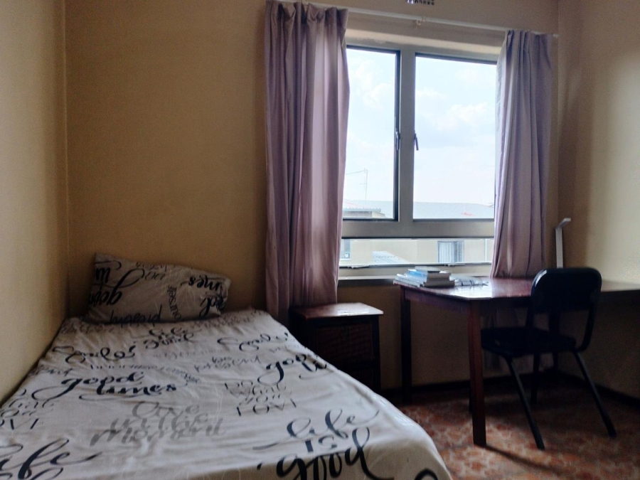 2 Bedroom Property for Sale in Erand Gardens Gauteng