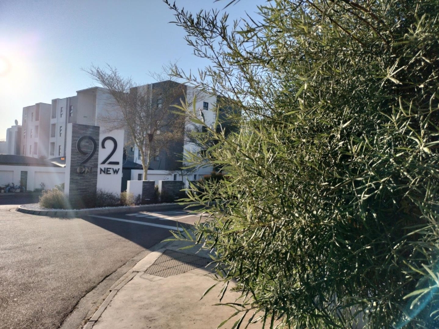 2 Bedroom Property for Sale in Erand Gardens Gauteng