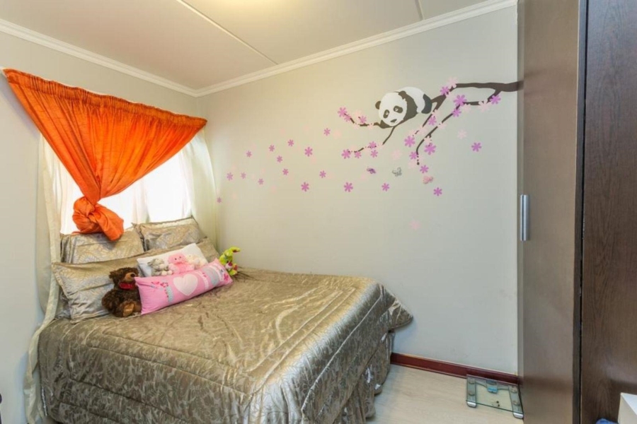 2 Bedroom Property for Sale in Noordwyk Gauteng