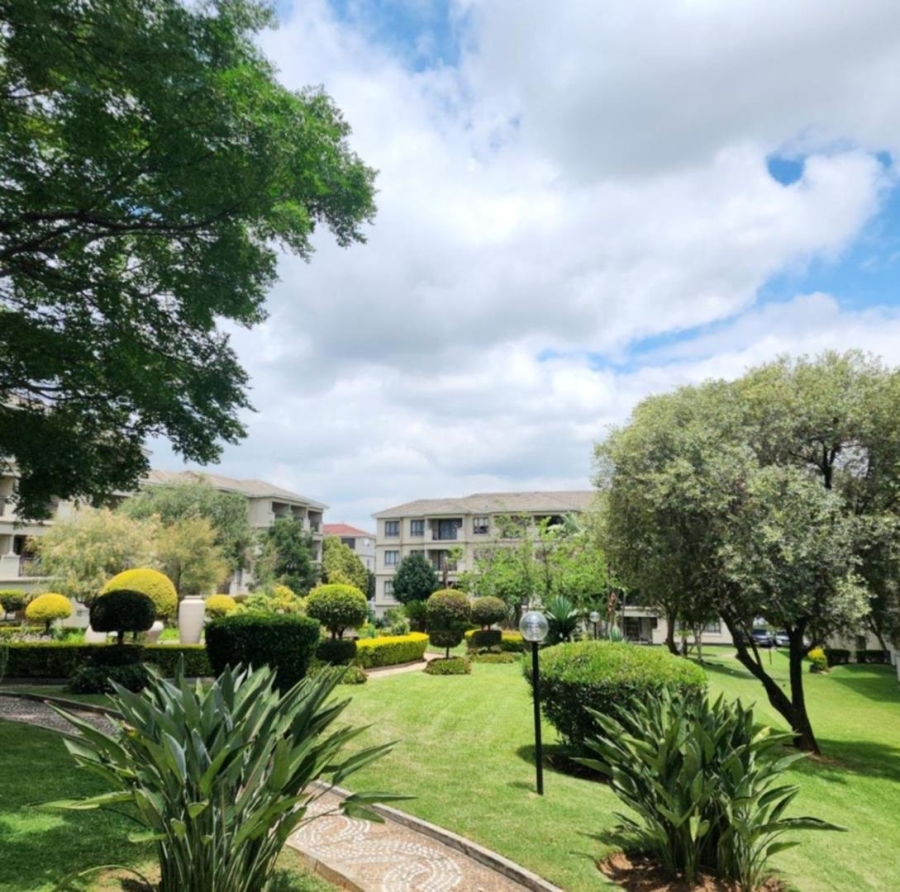 2 Bedroom Property for Sale in Noordwyk Gauteng