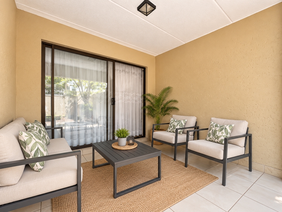 2 Bedroom Property for Sale in Bryanston Gauteng