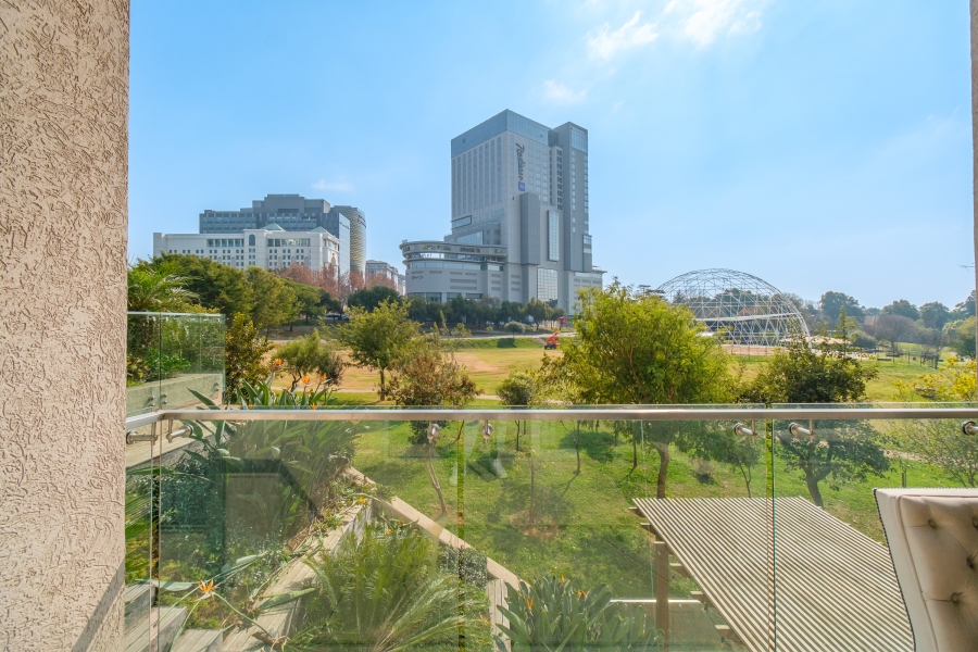 To Let 1 Bedroom Property for Rent in Sandown Gauteng
