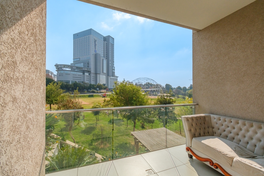 To Let 1 Bedroom Property for Rent in Sandown Gauteng