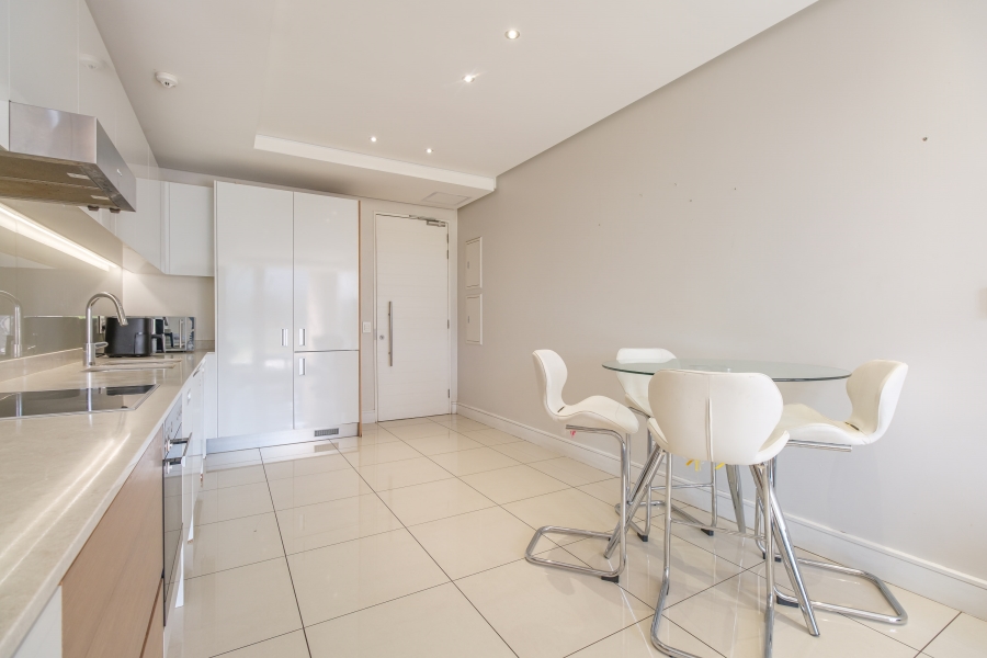 To Let 1 Bedroom Property for Rent in Sandown Gauteng
