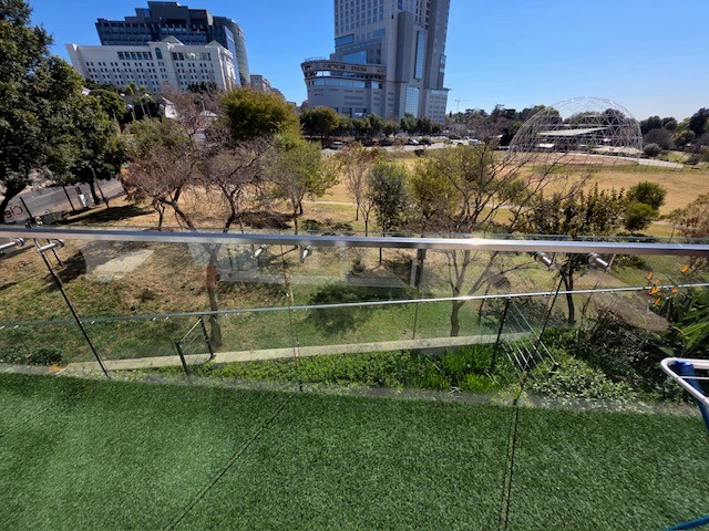 To Let 1 Bedroom Property for Rent in Sandown Gauteng