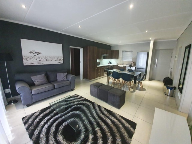 To Let 2 Bedroom Property for Rent in Sandown Gauteng