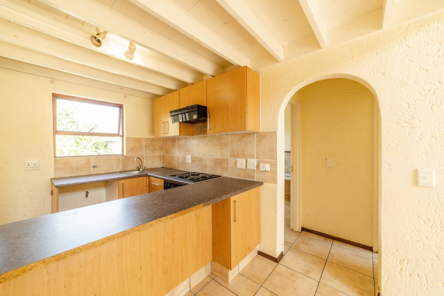 To Let 1 Bedroom Property for Rent in Lonehill Gauteng