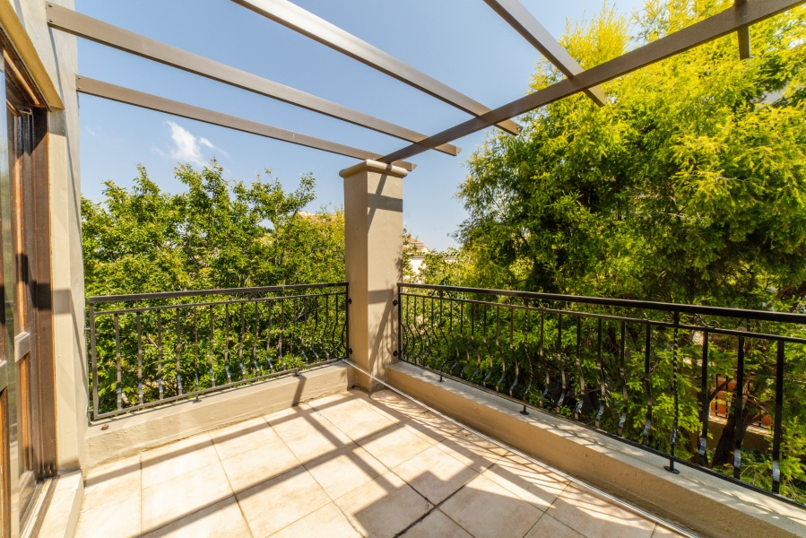 To Let 1 Bedroom Property for Rent in Lonehill Gauteng