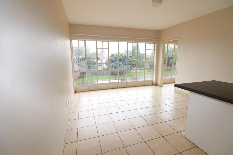 To Let 1 Bedroom Property for Rent in Cresslawn Gauteng