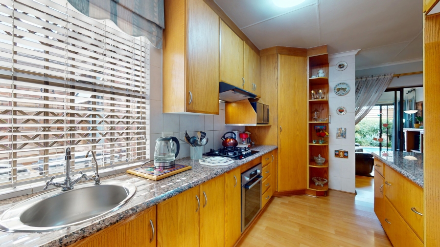 3 Bedroom Property for Sale in Beyers Park Gauteng