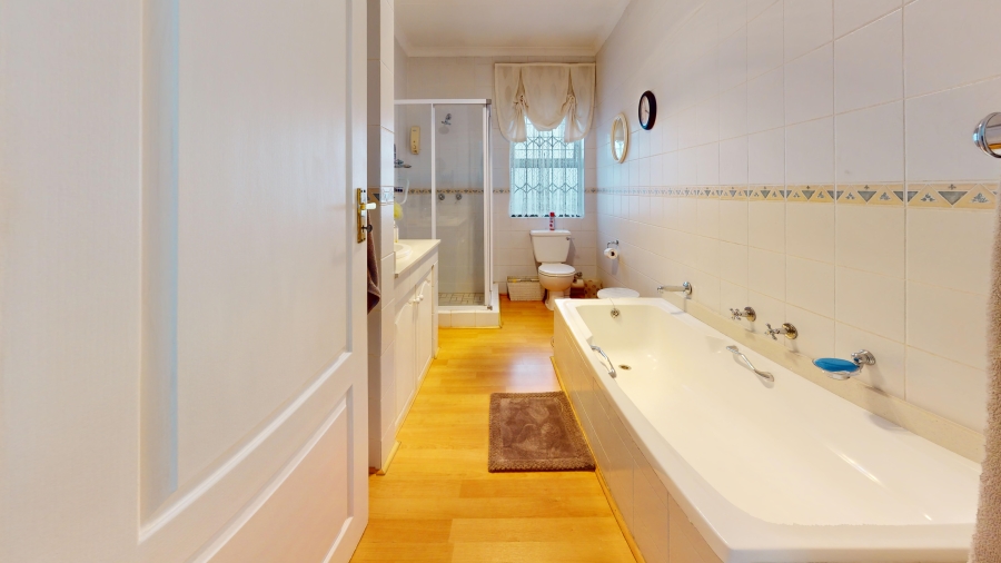 3 Bedroom Property for Sale in Beyers Park Gauteng