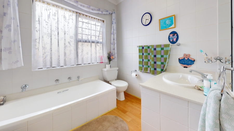 3 Bedroom Property for Sale in Beyers Park Gauteng