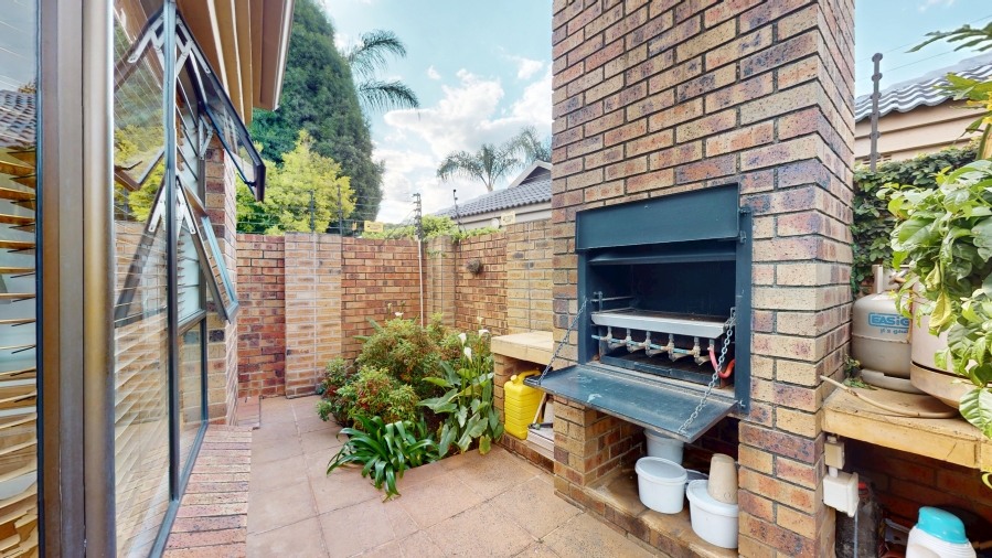 3 Bedroom Property for Sale in Beyers Park Gauteng