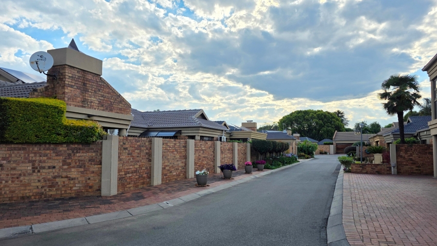 3 Bedroom Property for Sale in Beyers Park Gauteng