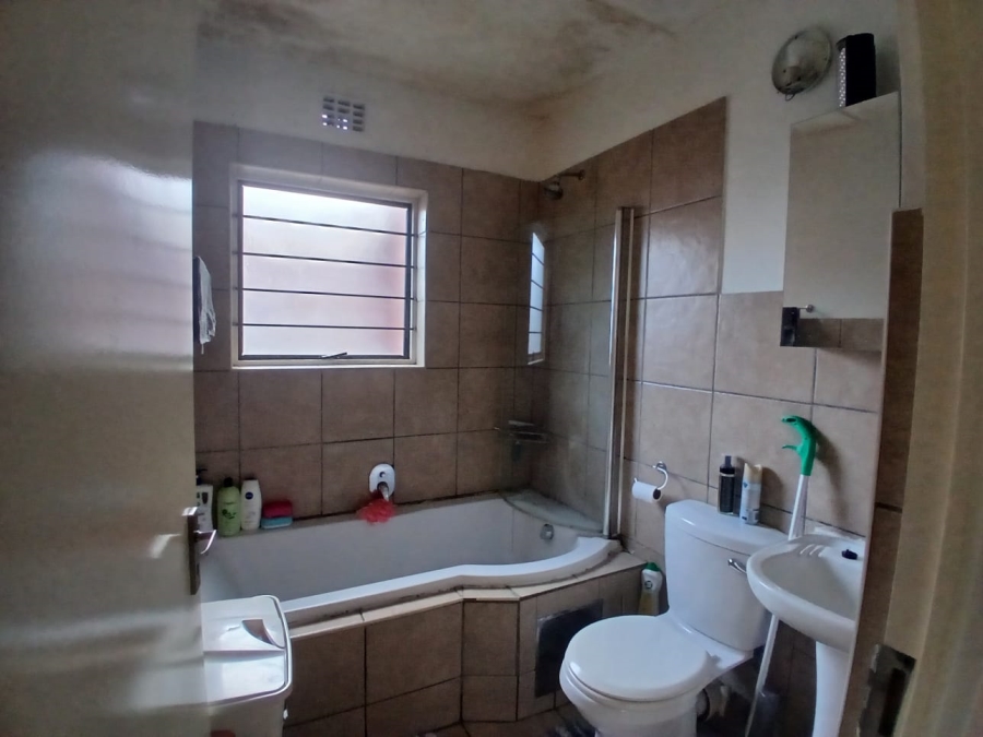 2 Bedroom Property for Sale in Castleview Gauteng