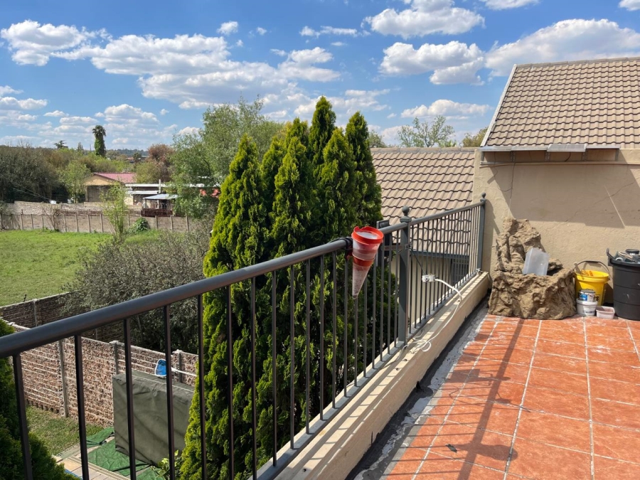 3 Bedroom Property for Sale in Illiondale Gauteng