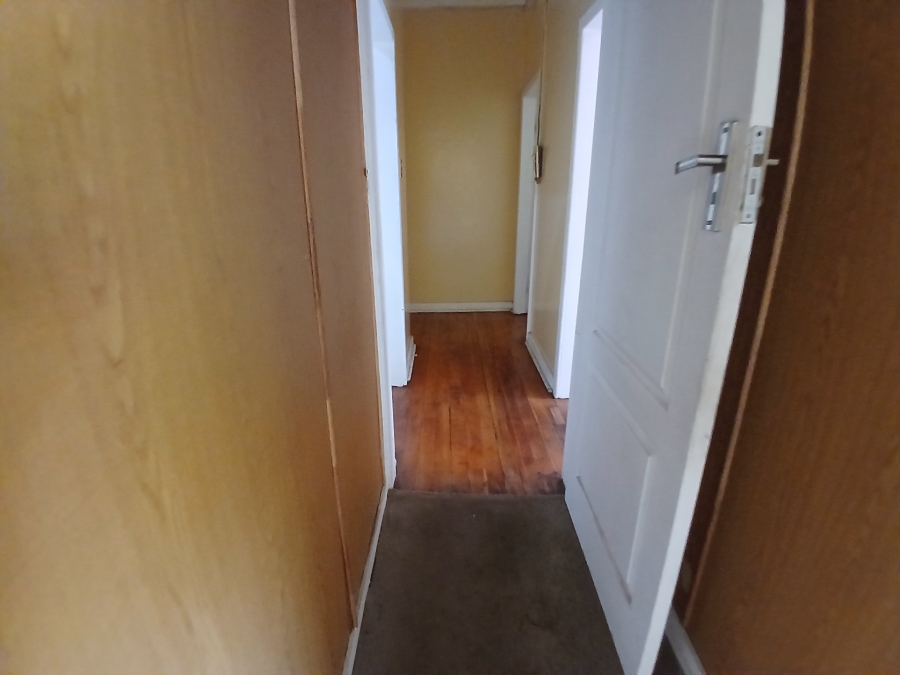 5 Bedroom Property for Sale in Selcourt Gauteng