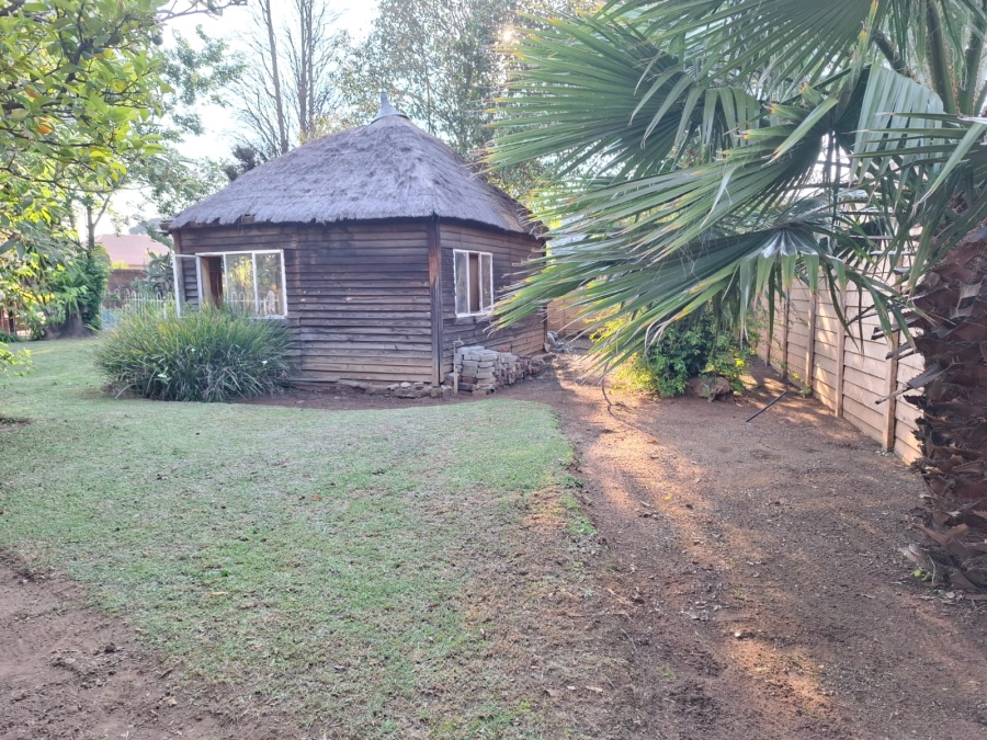 5 Bedroom Property for Sale in Selcourt Gauteng