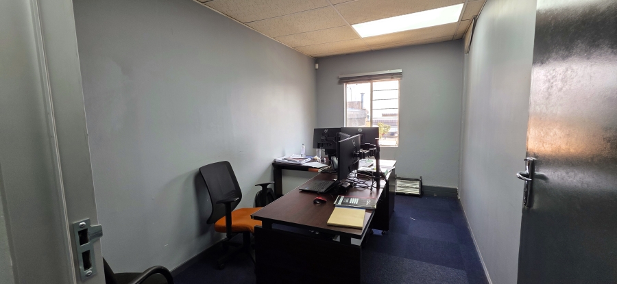 To Let Commercial Property for Rent in Halfway House Gauteng