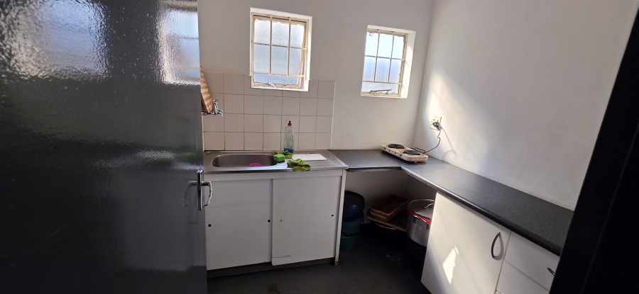To Let Commercial Property for Rent in Halfway House Gauteng