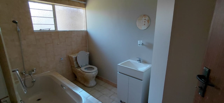 To Let 3 Bedroom Property for Rent in Dalpark Proper Gauteng