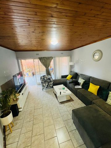 3 Bedroom Property for Sale in Birchleigh Gauteng