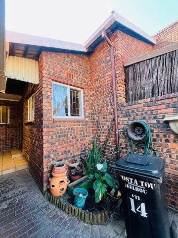 3 Bedroom Property for Sale in Birchleigh Gauteng