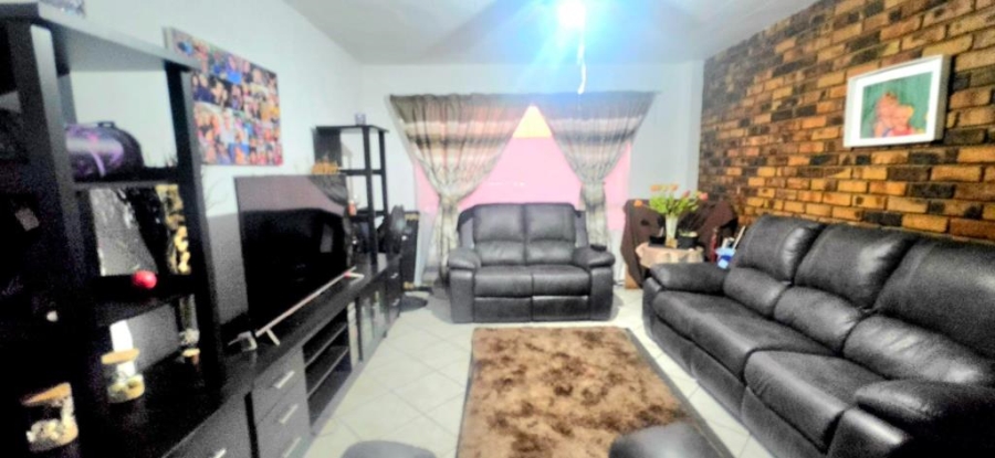 2 Bedroom Property for Sale in Alberton North Gauteng
