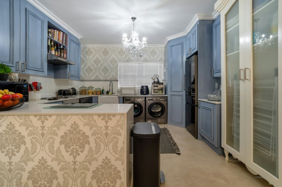 To Let 2 Bedroom Property for Rent in Craighall Gauteng